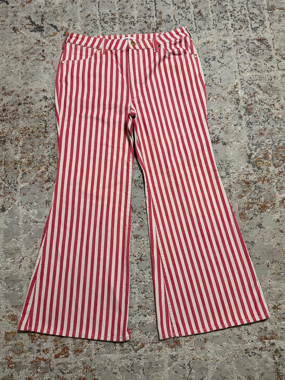 Wrangler Wanderer Pink striped Flare Jeans High Rise size 33 x 30 - Picture 13 of 14